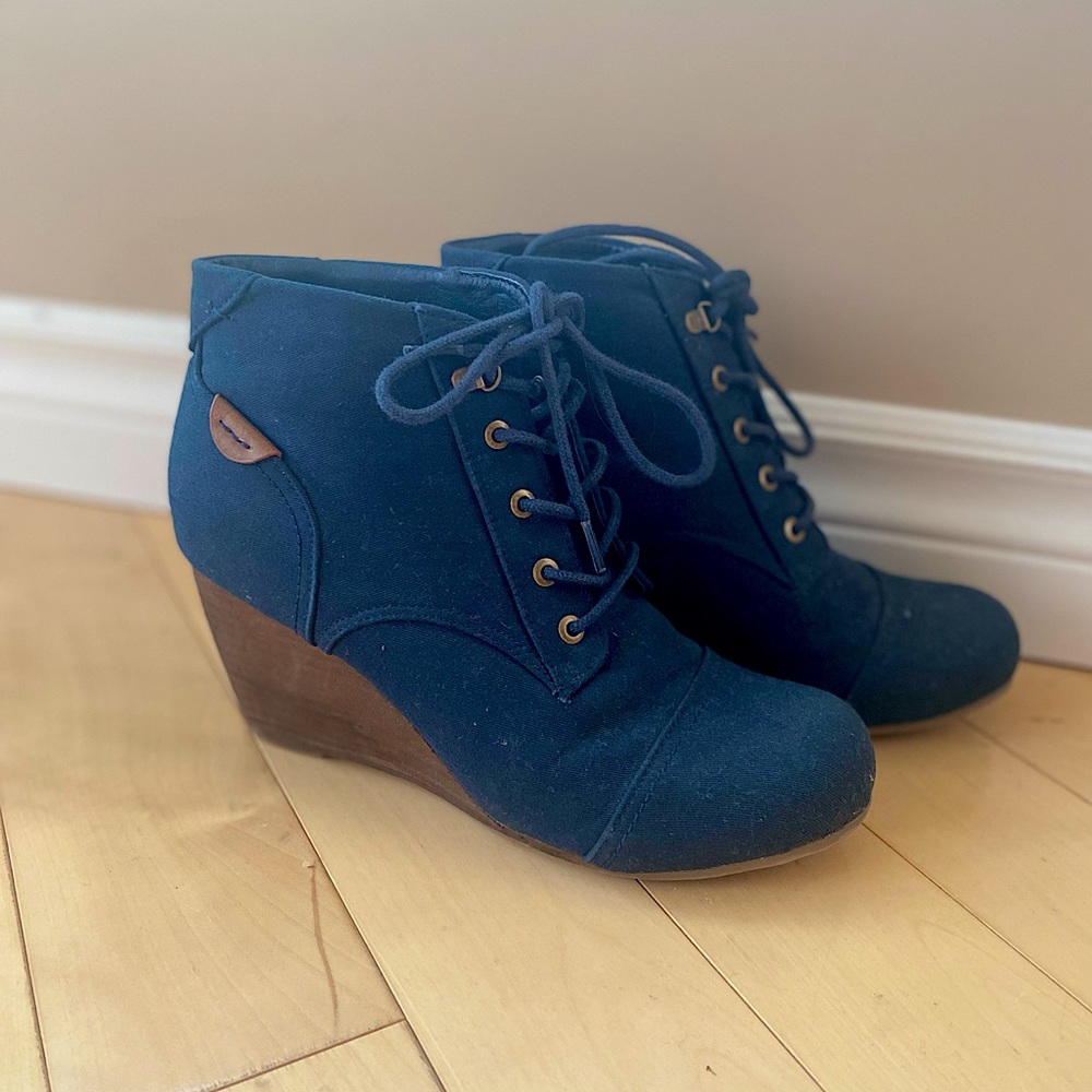 Blue boots